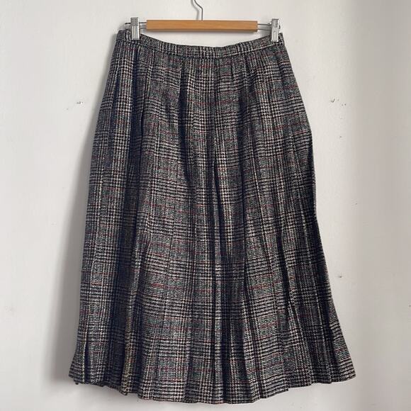 Vintage Christian Dior wool plaid pleated skirt double breasted blazer suit sz 6 - Picture 10 of 13